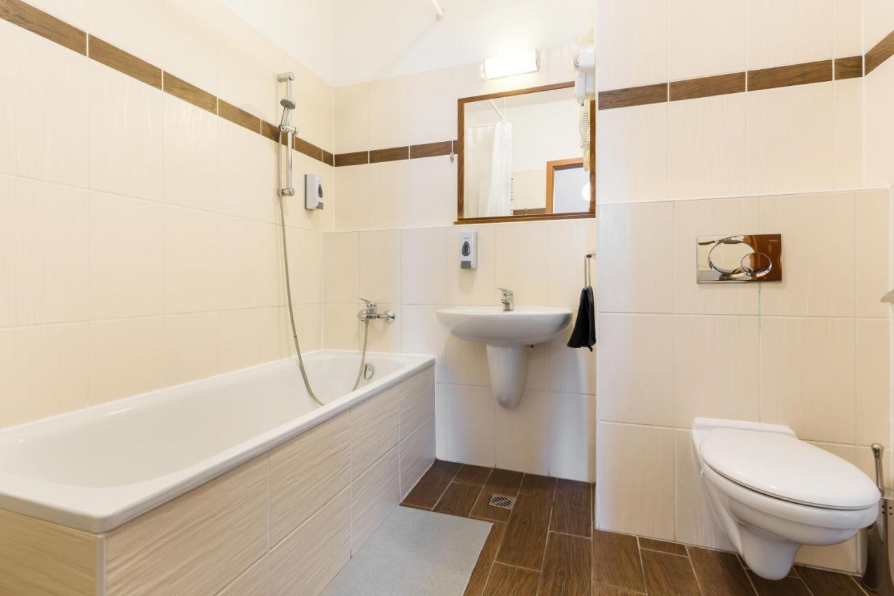 Lovag Charming Apartment In The Center-Ac Budapesta Exterior foto